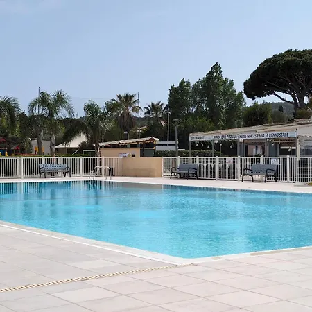 Mobilhome Avec Piscine- à 10 Minutes *