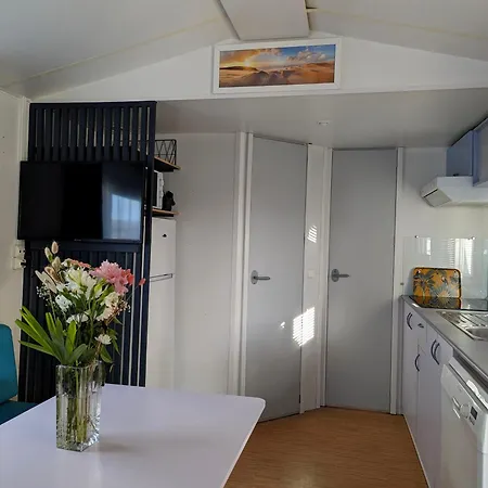 Mobilhome Avec Piscine- A 10 Minutes *